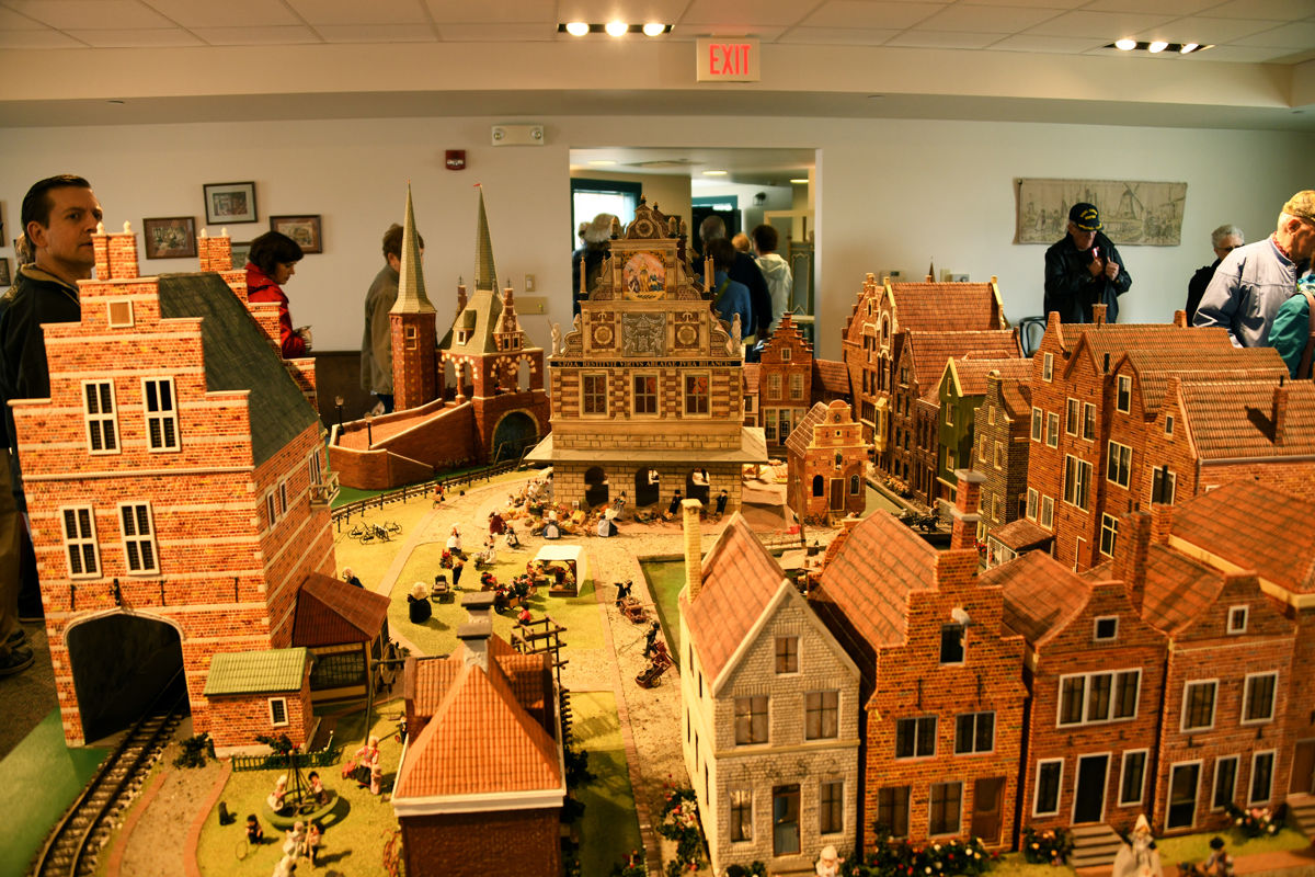 178 Miniature Dutch village.JPG